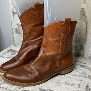 Spirit by Lucchese Cassie Leather Boots
